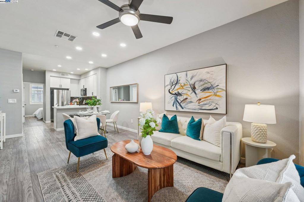 Hayward, CA 94541,640 Mesa Cir