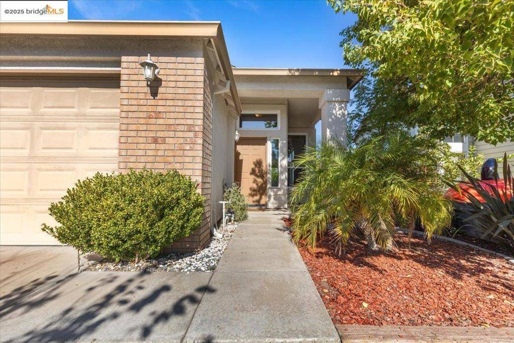 Tracy, CA 95376,433 Montclair Ln