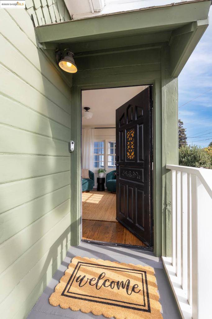 Oakland, CA 94608,954 46Th St