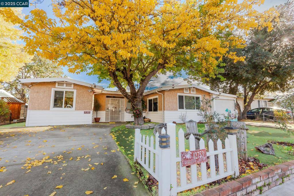 Clearlake Oaks, CA 95423,12753 Shoreview