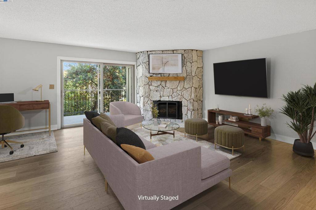 San Leandro, CA 94577,400 Davis St #107