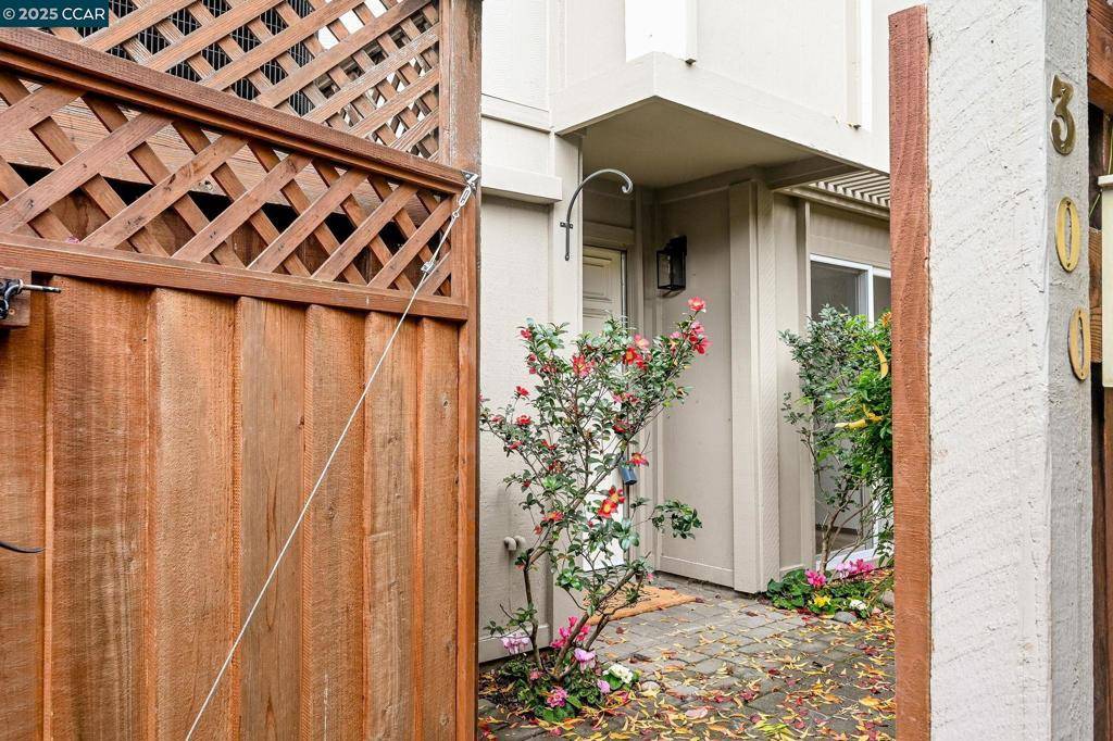 Danville, CA 94526,300 Garden Creek Place