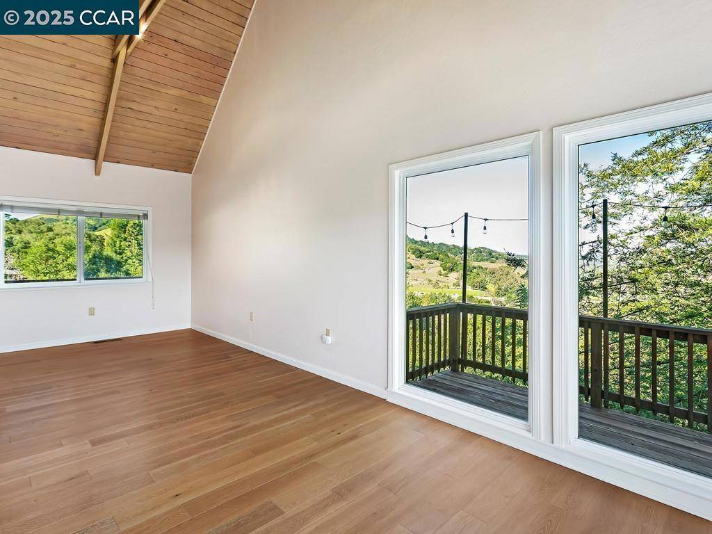 Orinda, CA 94563,99 Longridge Rd.