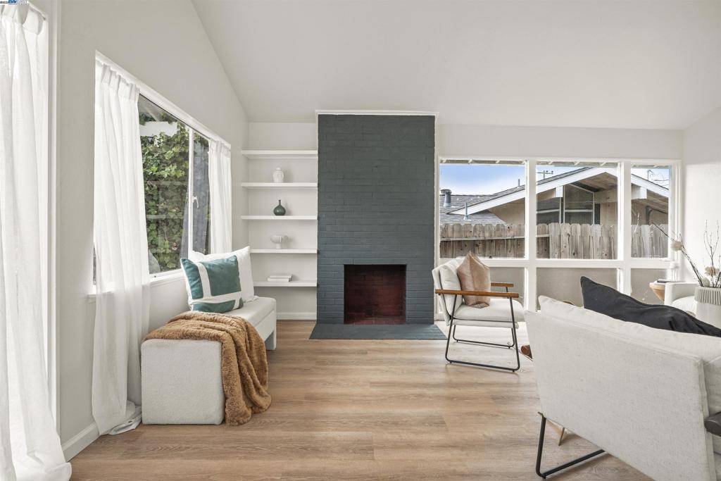 Richmond, CA 94806,2541 Duke Ave