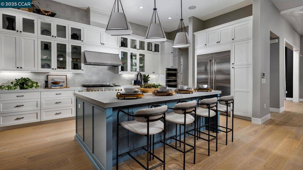 Morgan Hill, CA 95037,18271 Corte Agustin