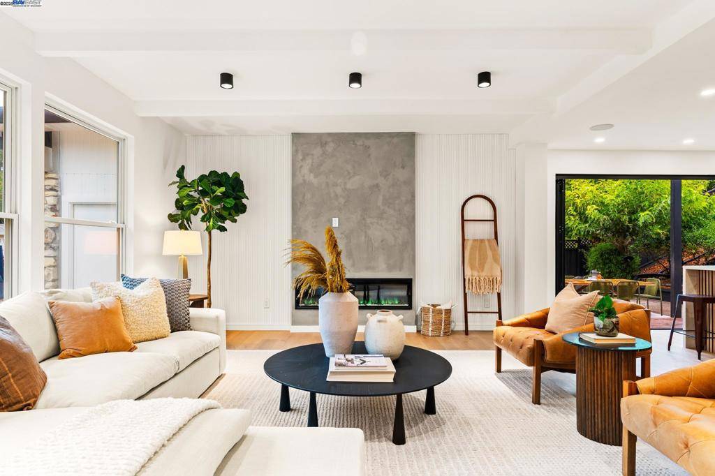 Walnut Creek, CA 94596,21 Fraser Ct