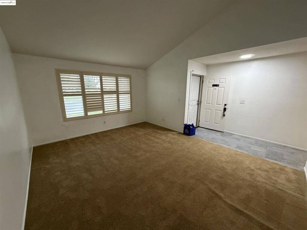 Antioch, CA 94509,2208 Hamlin Dr