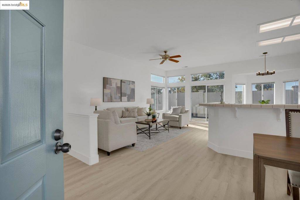 Brentwood, CA 94513,1898 Crispin DR