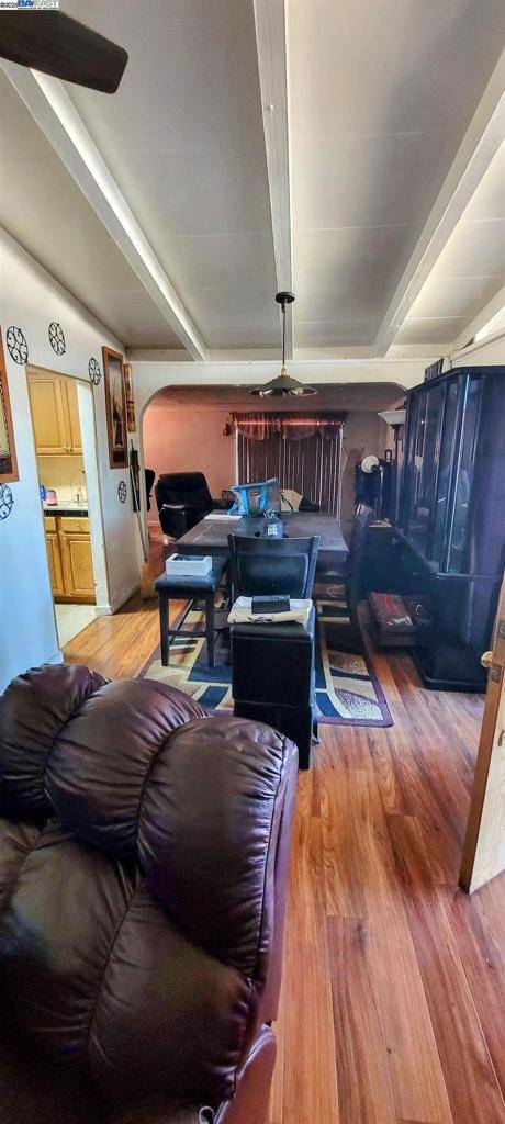 Hayward, CA 94544,27911 Mandarin Ave