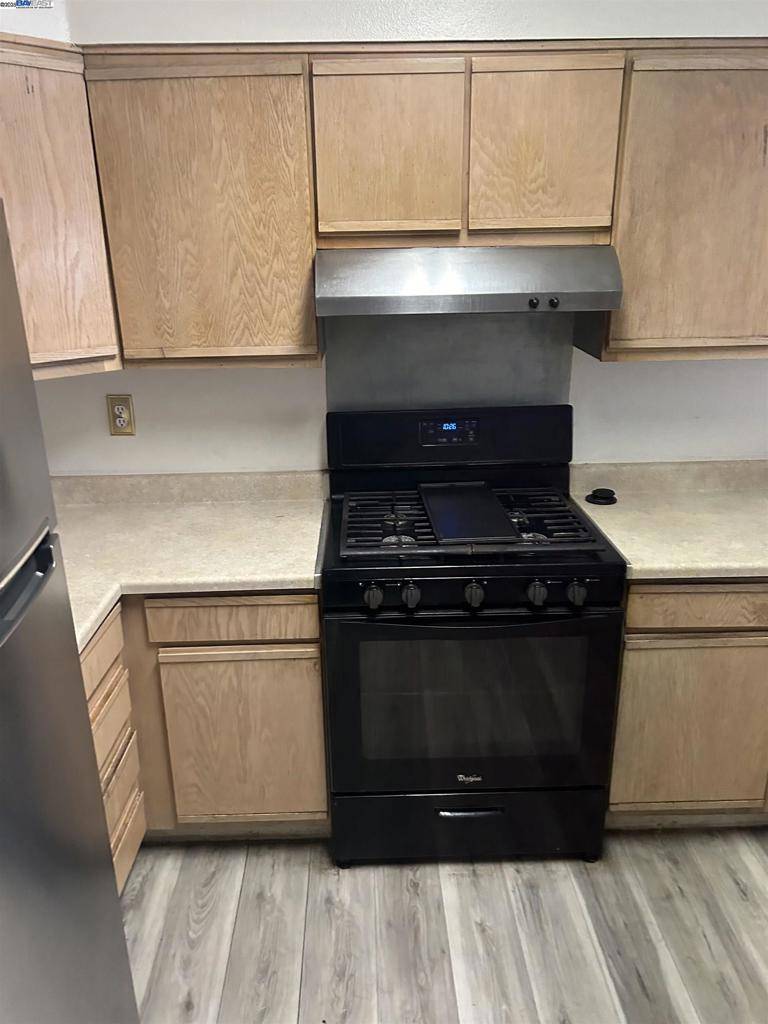 Oakland, CA 94601,1830 Vicksburg Ave