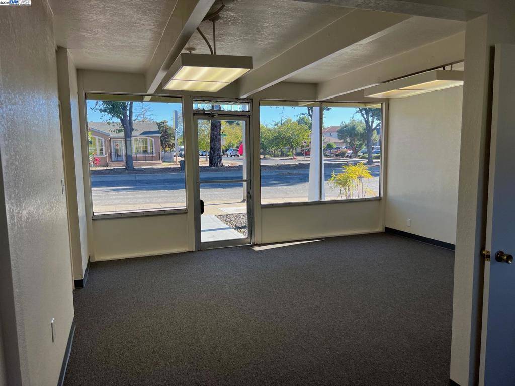 Newark, CA 94560,6657 Thorton Ave.