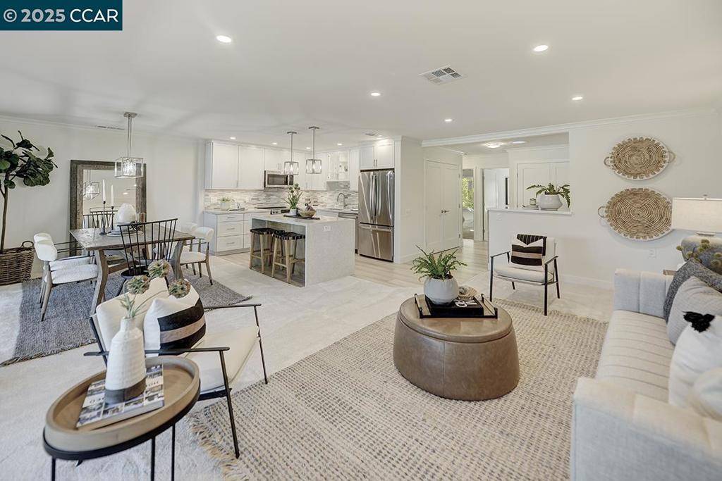 Walnut Creek, CA 94595,1508 Canyonwood Ct #3