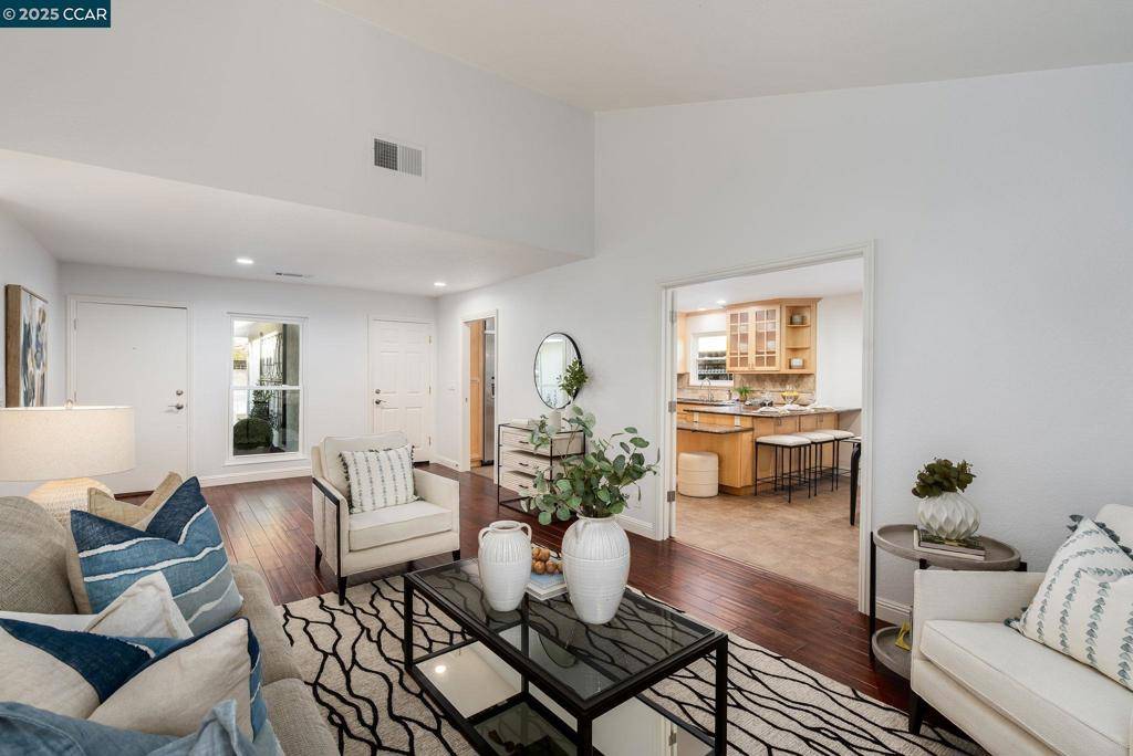 San Ramon, CA 94583,2828 Aptos Way