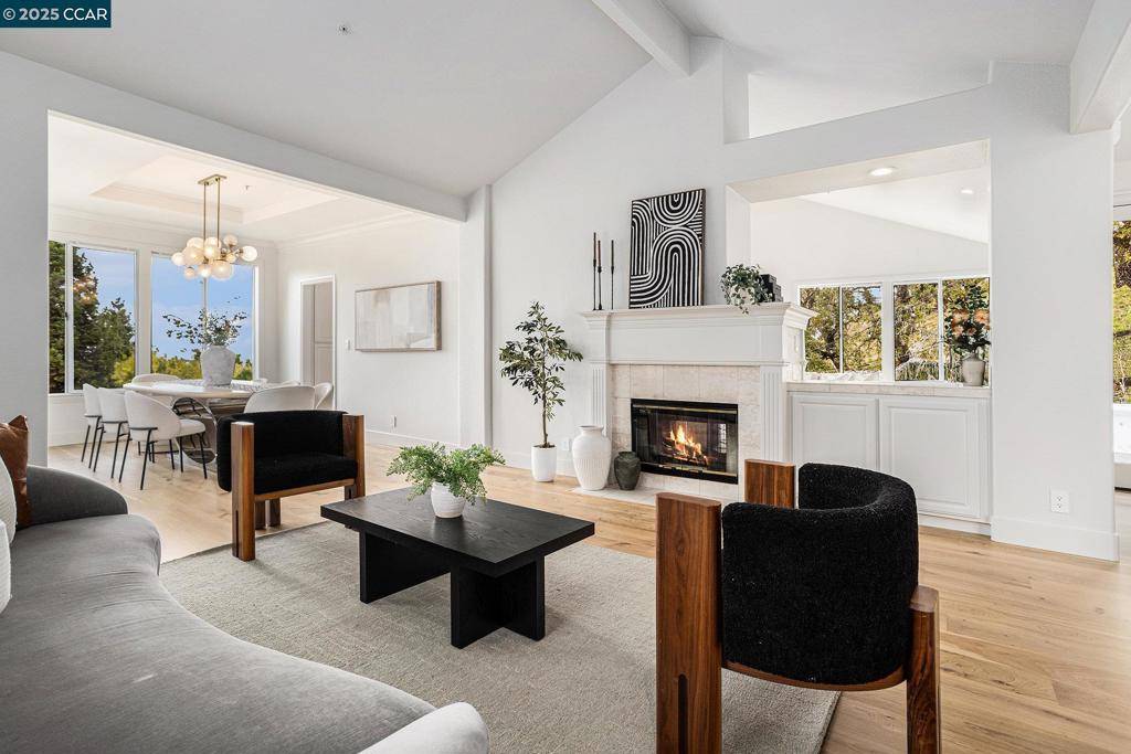 Lafayette, CA 94549,2199 Hidden Pond Rd