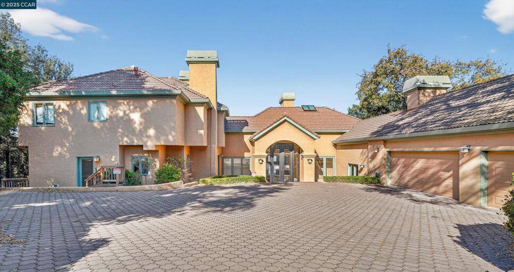 Los Gatos, CA 95032,311 Santa Rosa Dr