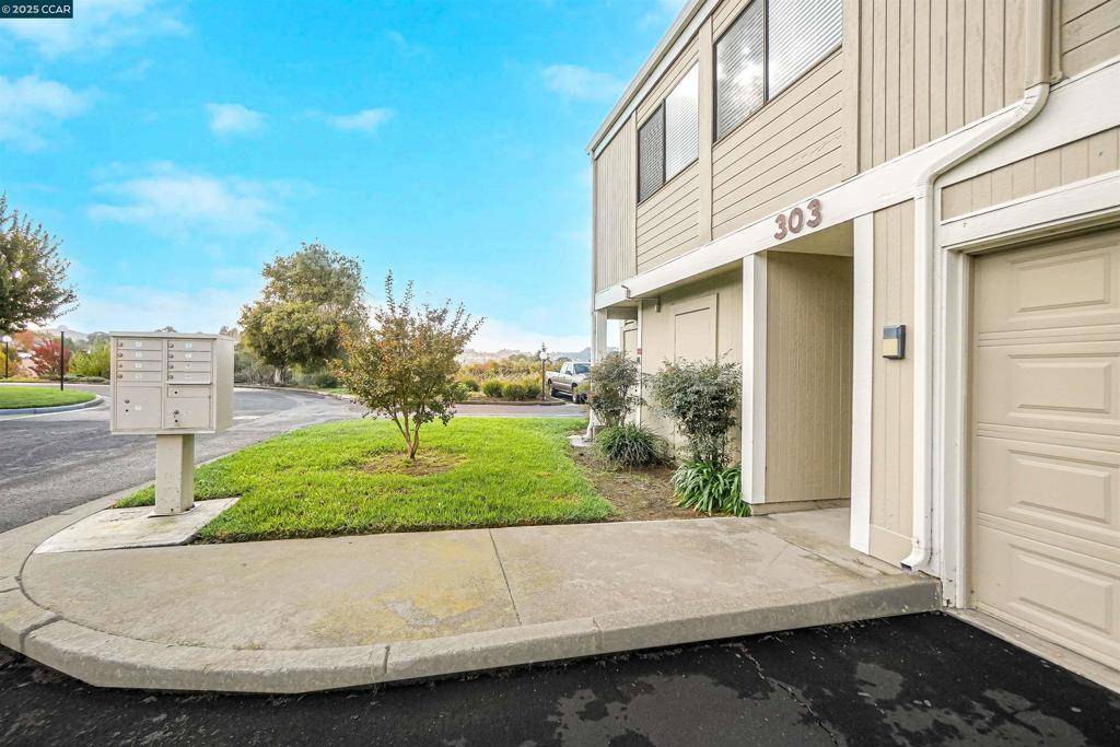 Hercules, CA 94547,303 Atlas Dr #7