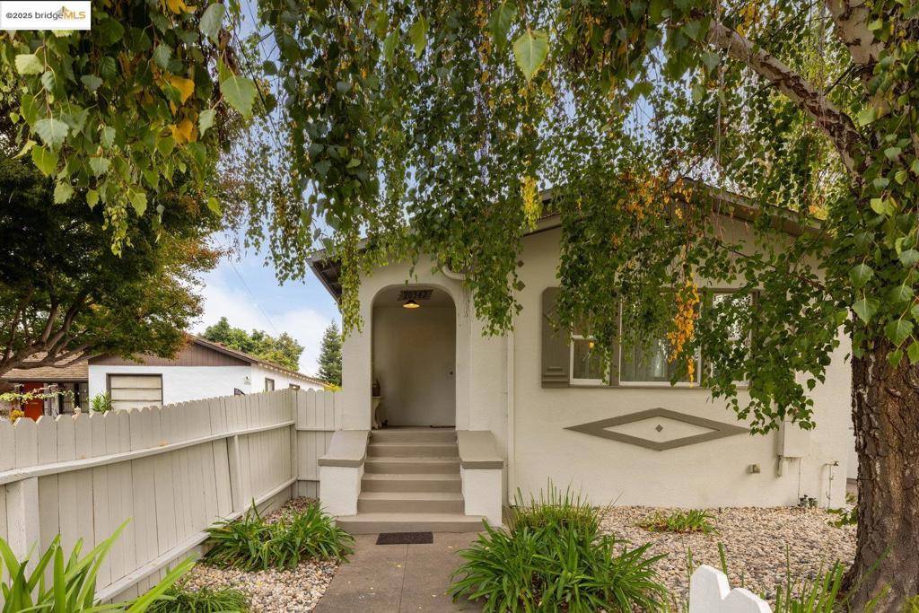 Hayward, CA 94541,20342 Concord Ave