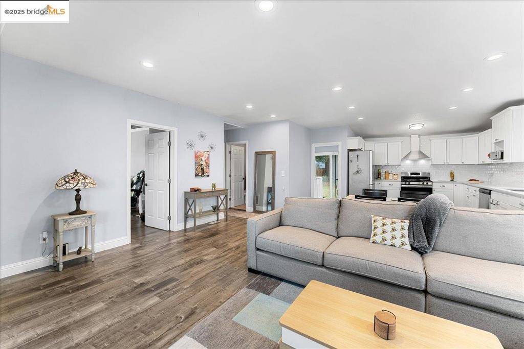 Oakland, CA 94603,2016 104th AVE