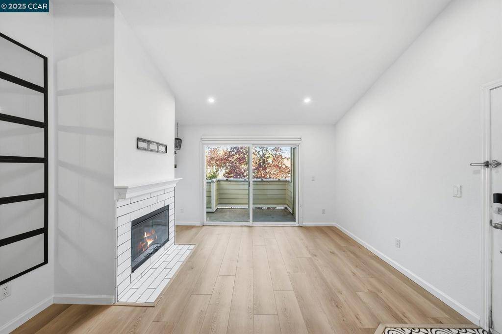 San Ramon, CA 94583,130 Reflections Dr #28