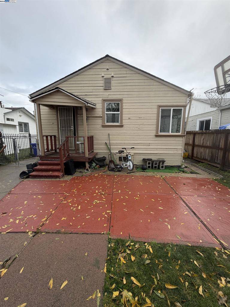 Oakland, CA 94603,2014 100th  Ave