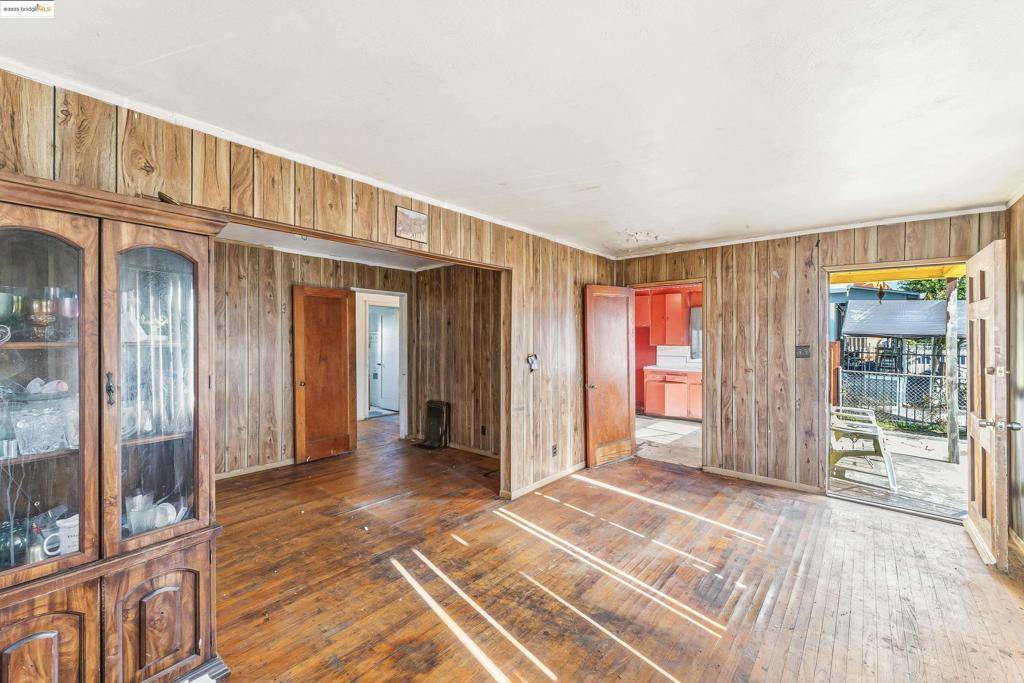 Oakland, CA 94603,1257 104th Avenue