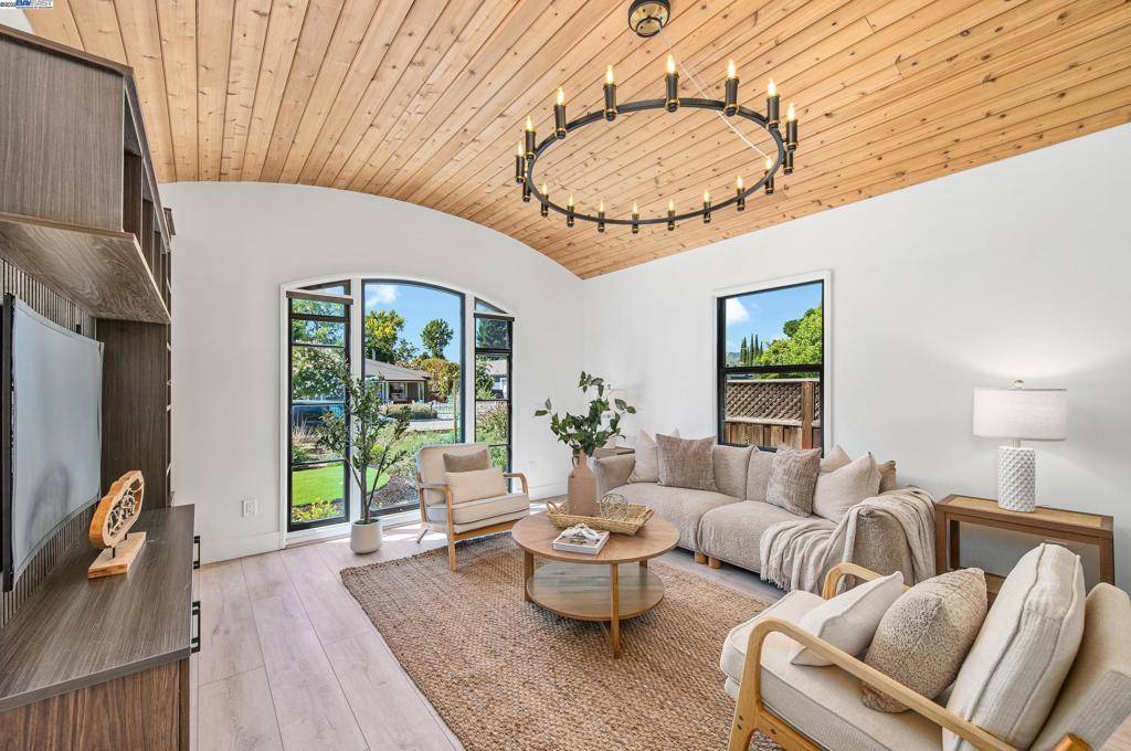 Pleasanton, CA 94566,4073 Stanley Blvd