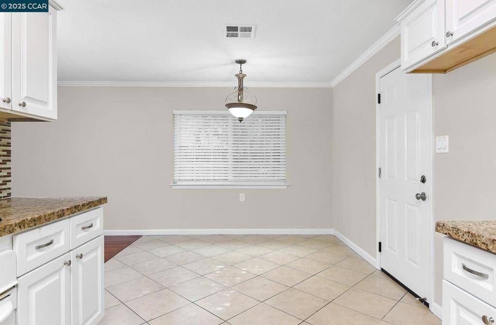 Sacramento, CA 95832,7609 22Nd St