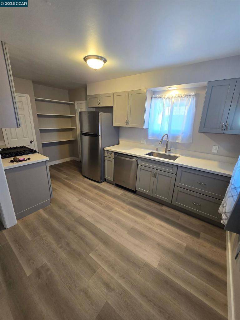 El Sobrante, CA 94803,4370 Harmon Rd