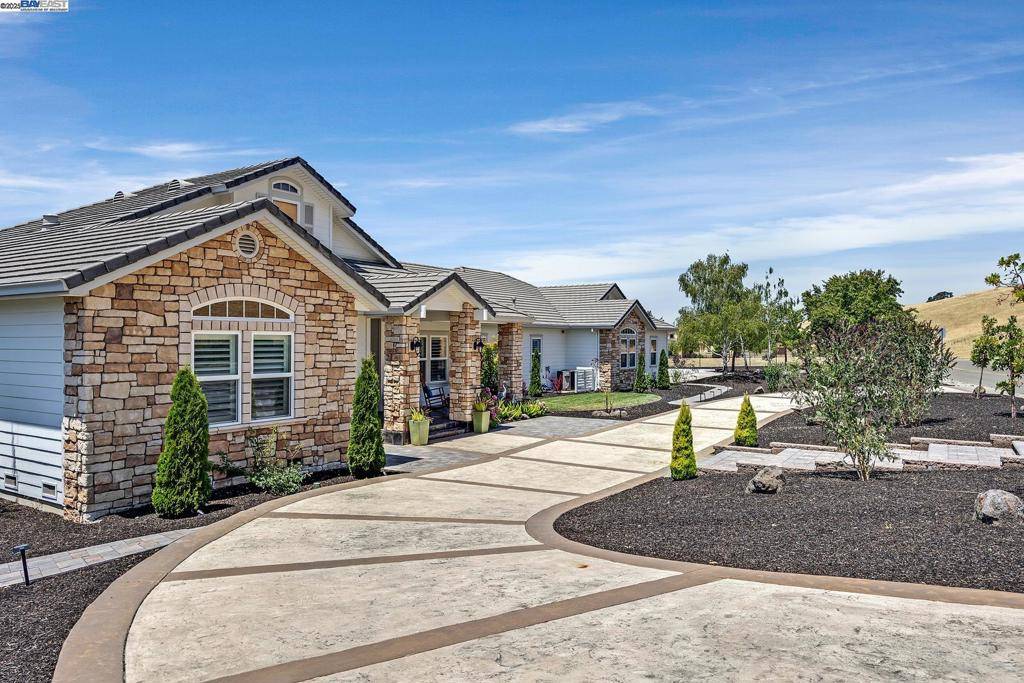 Pleasanton, CA 94566-9867,6315 Club House Dr