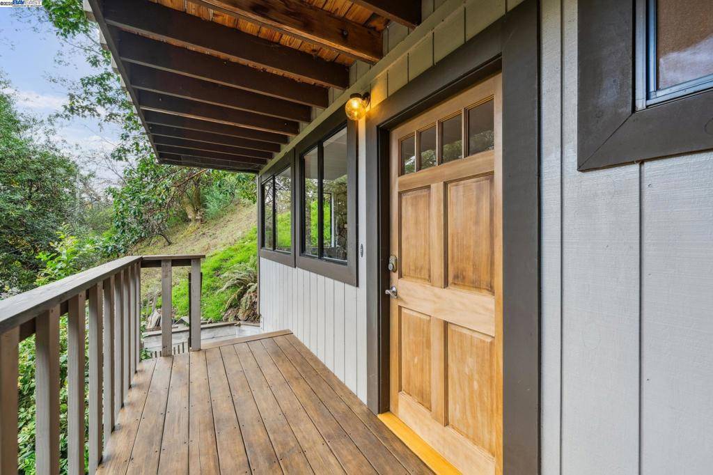 Oakland, CA 94611,7171 HOMEWOOD DRIVE