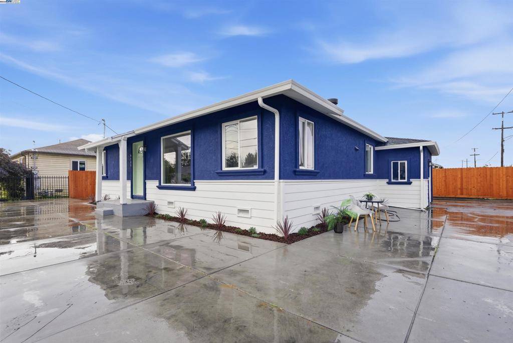 Oakland, CA 94603,9709 Coral Rd