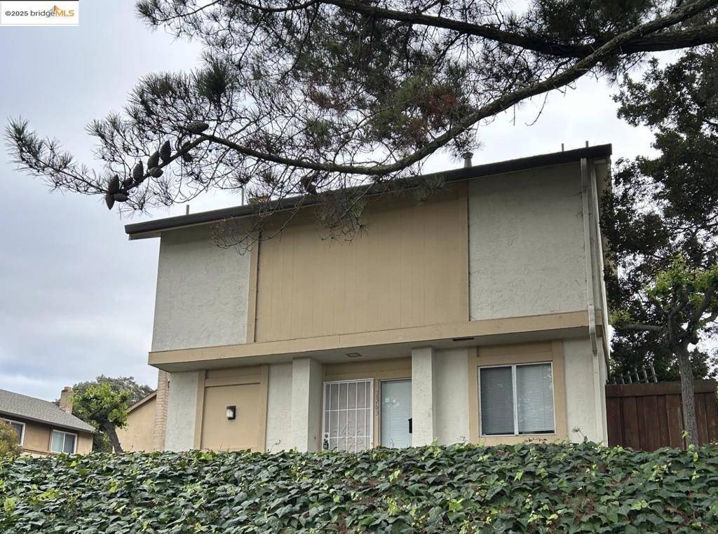 Pinole, CA 94564,1363 Ridgecrest Rd