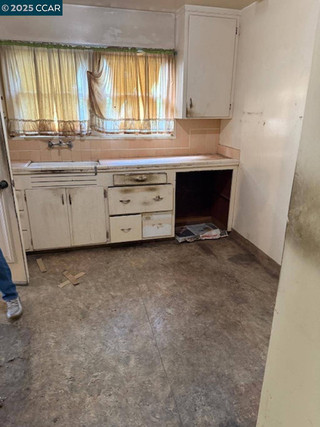 Richmond, CA 94804,2515 Lowell