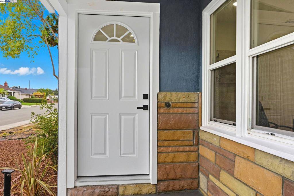 Castro Valley, CA 94546,2270 Vestal Avenue