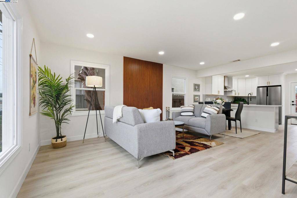 Castro Valley, CA 94546,2270 Vestal Avenue