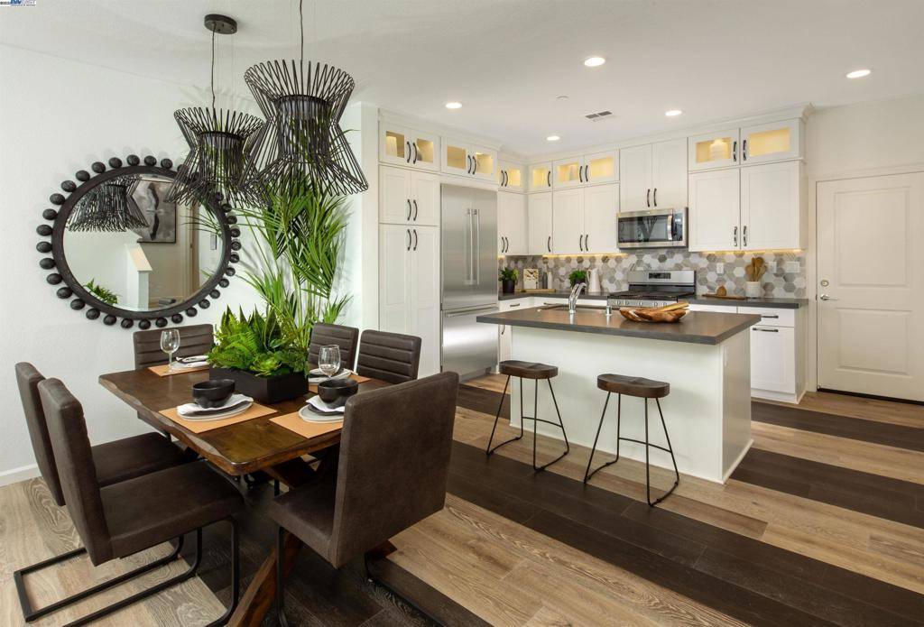 Dublin, CA 94568,6167 Raven Avenue #90