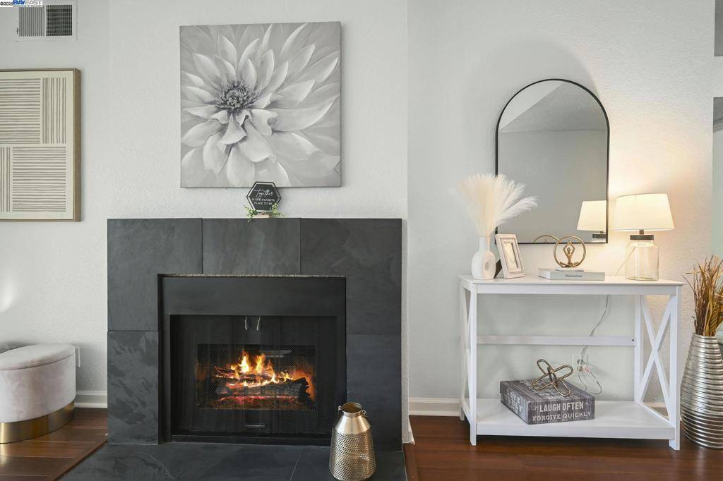 Fremont, CA 94536,3467 Pinewood Ter #202