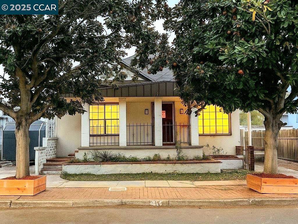 Martinez, CA 94553,1716 Estudillo St