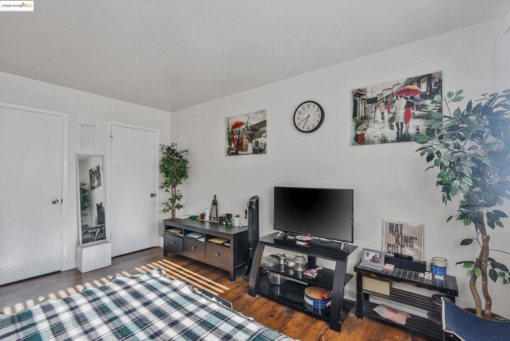 Oakland, CA 94621,1927 82nd Ave