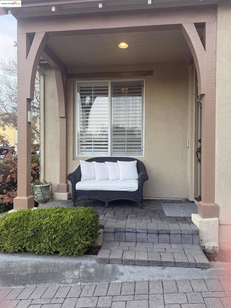 Vallejo, CA 94591,4072 Summer Gate Ave