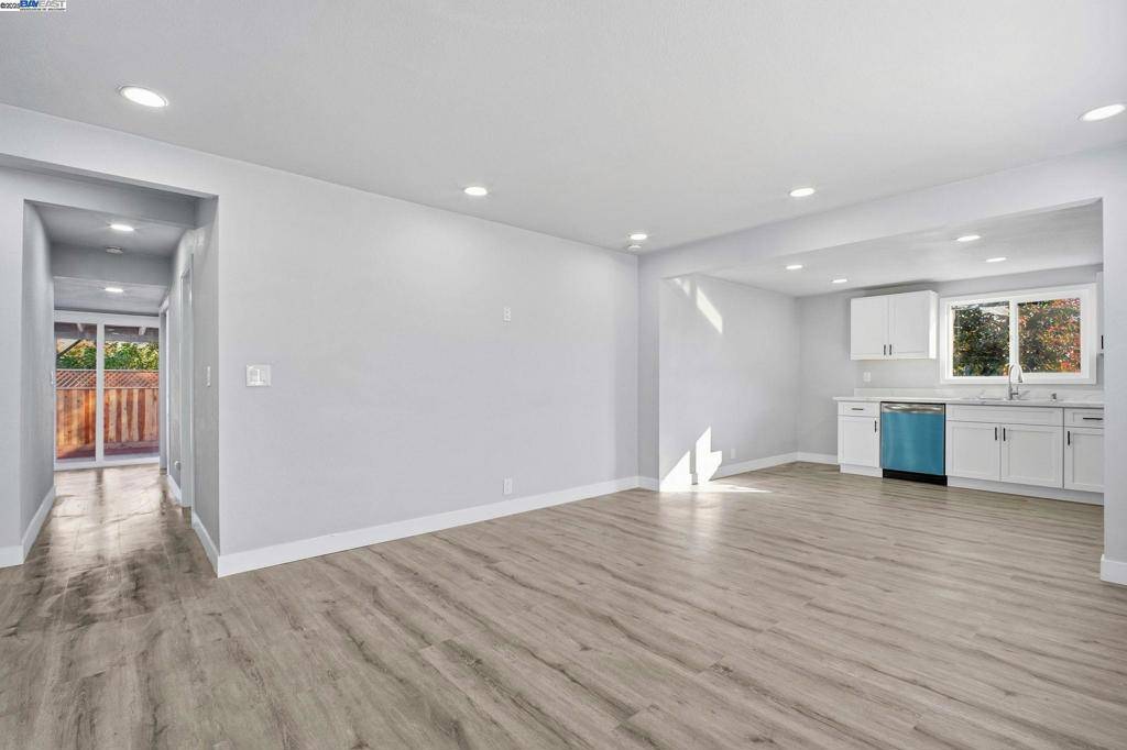 Fremont, CA 94536,38016 Vallejo St