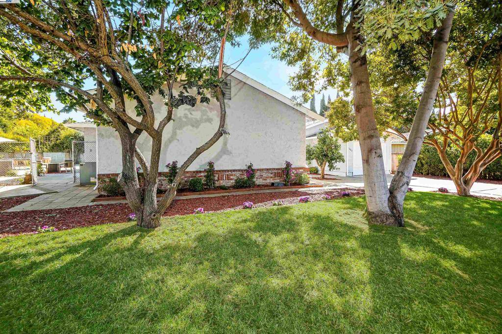Concord, CA 94519,1662 Dorchester Pl