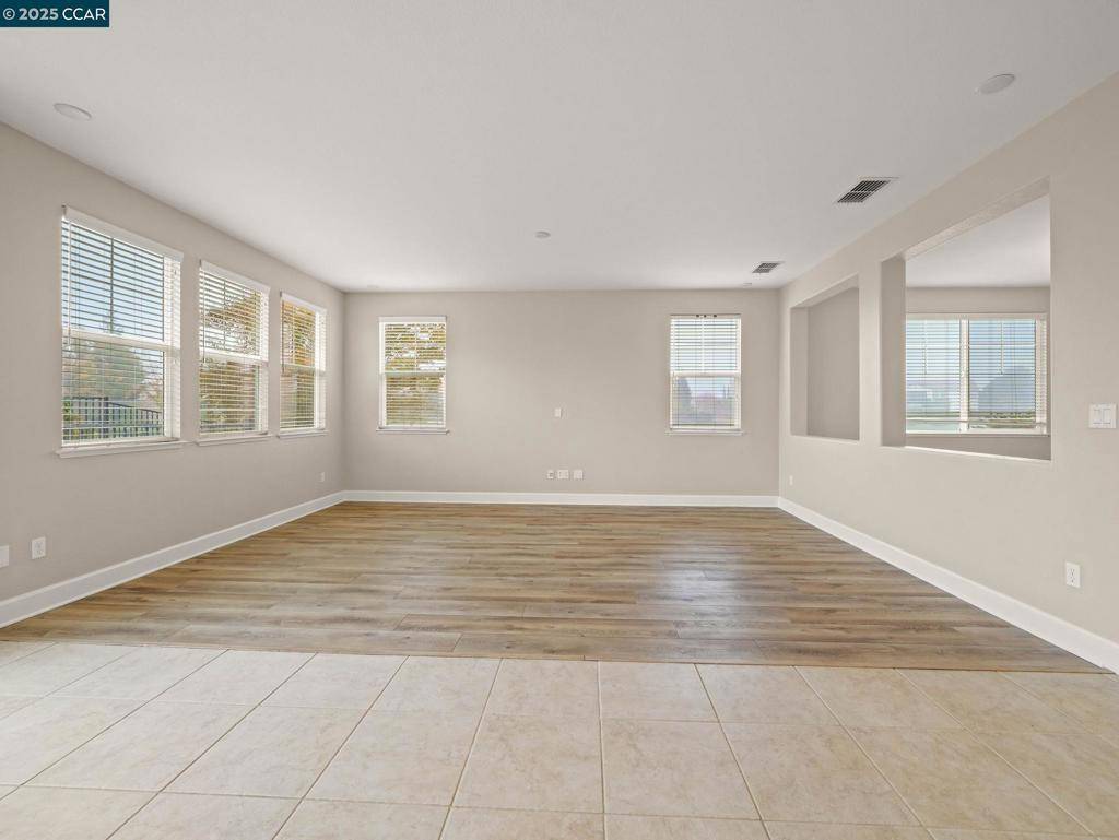 Oakley, CA 94561-5710,929 Painted Shore Court