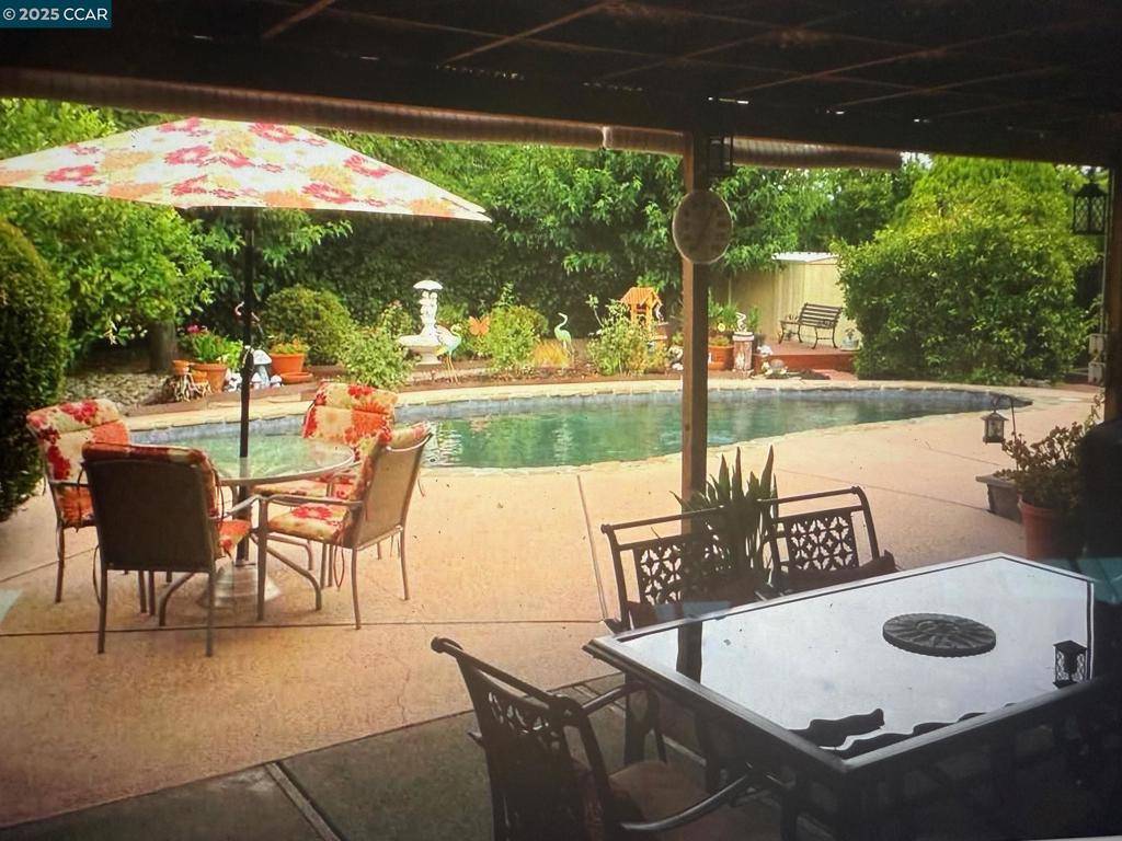 Concord, CA 94520,1241 Brookview Dr.