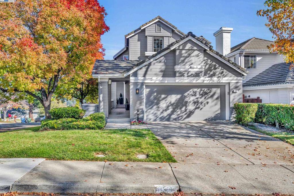 Danville, CA 94526,1301 Strawberry Ct