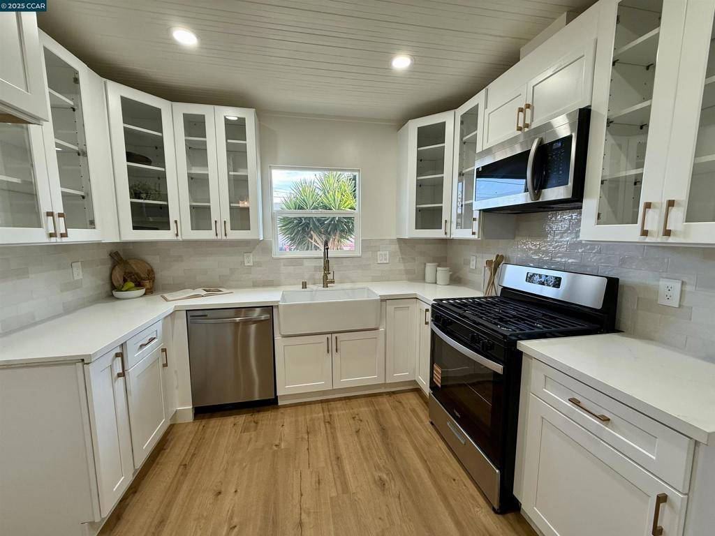 Richmond, CA 94801-1528,335 Chesley Avenue