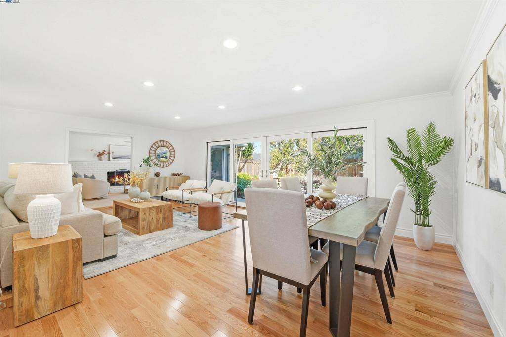 Fremont, CA 94536,38672 Kimbro St