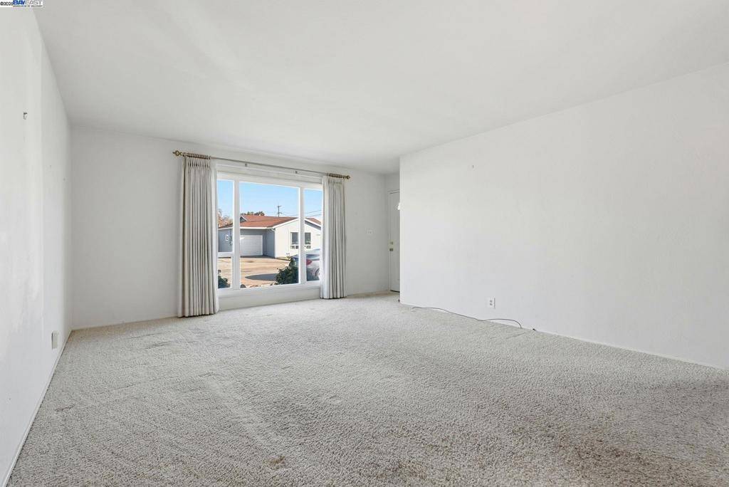 San Leandro, CA 94579,15329 Edgemoor St