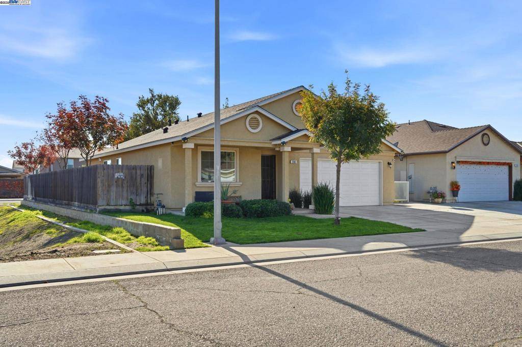 Merced, CA 95341,296 Dena Ct