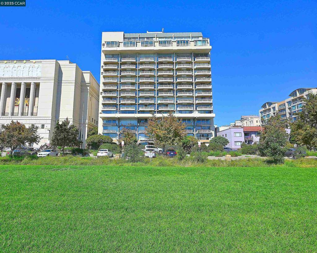 Oakland, CA 94612,1555 Lakeside Drive #184